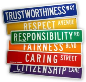 CC-6-Pillar-signs-300x286